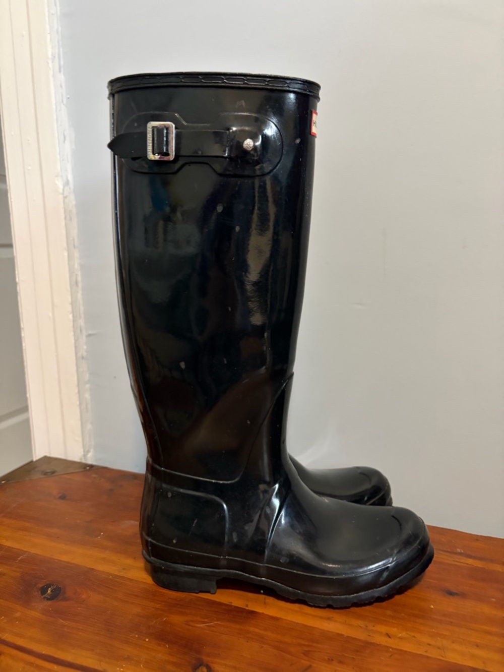 Classic Black Gloss Hunter Rain Boots - Picture 3 of 9